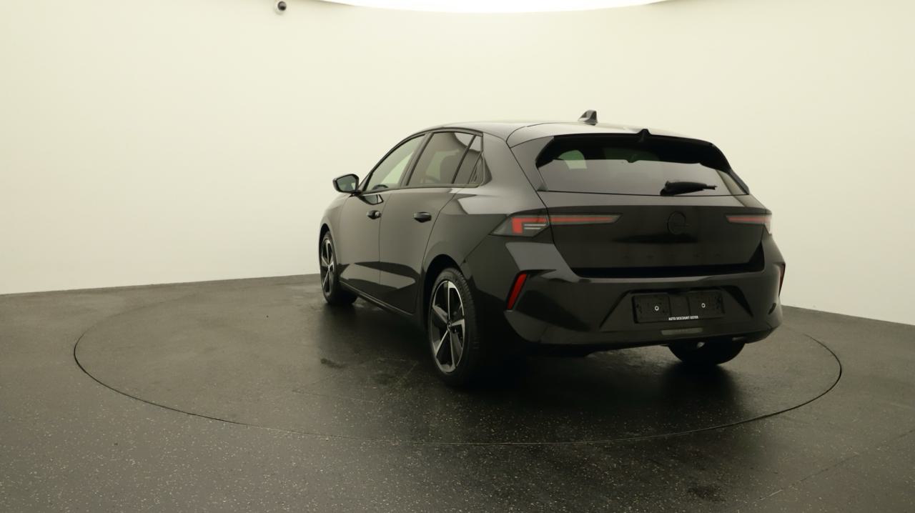 Opel<br>Astra 1.2i Turbo GS A