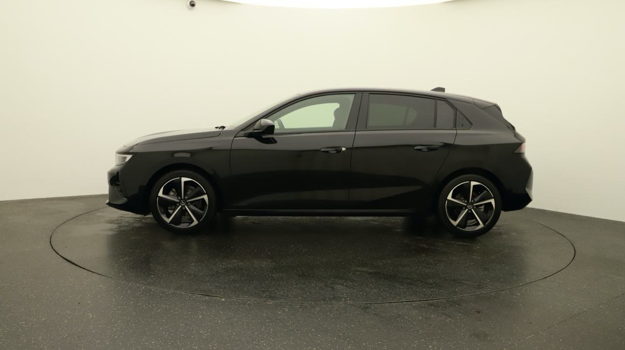 Opel<br>Astra 1.2i Turbo GS A