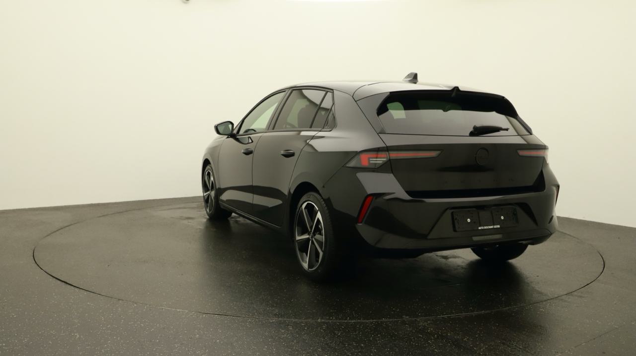 Opel<br>Astra 1.2i Turbo GS A