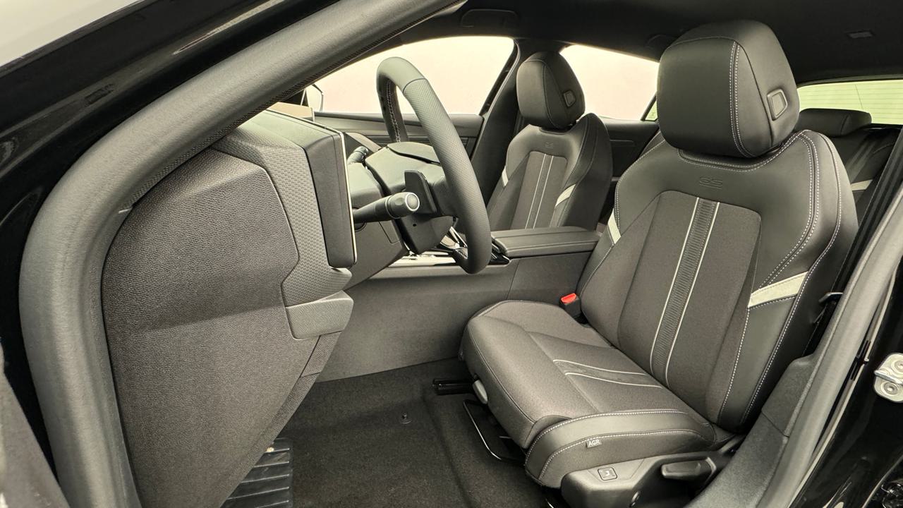 Opel<br>Astra 1.2i Turbo GS A