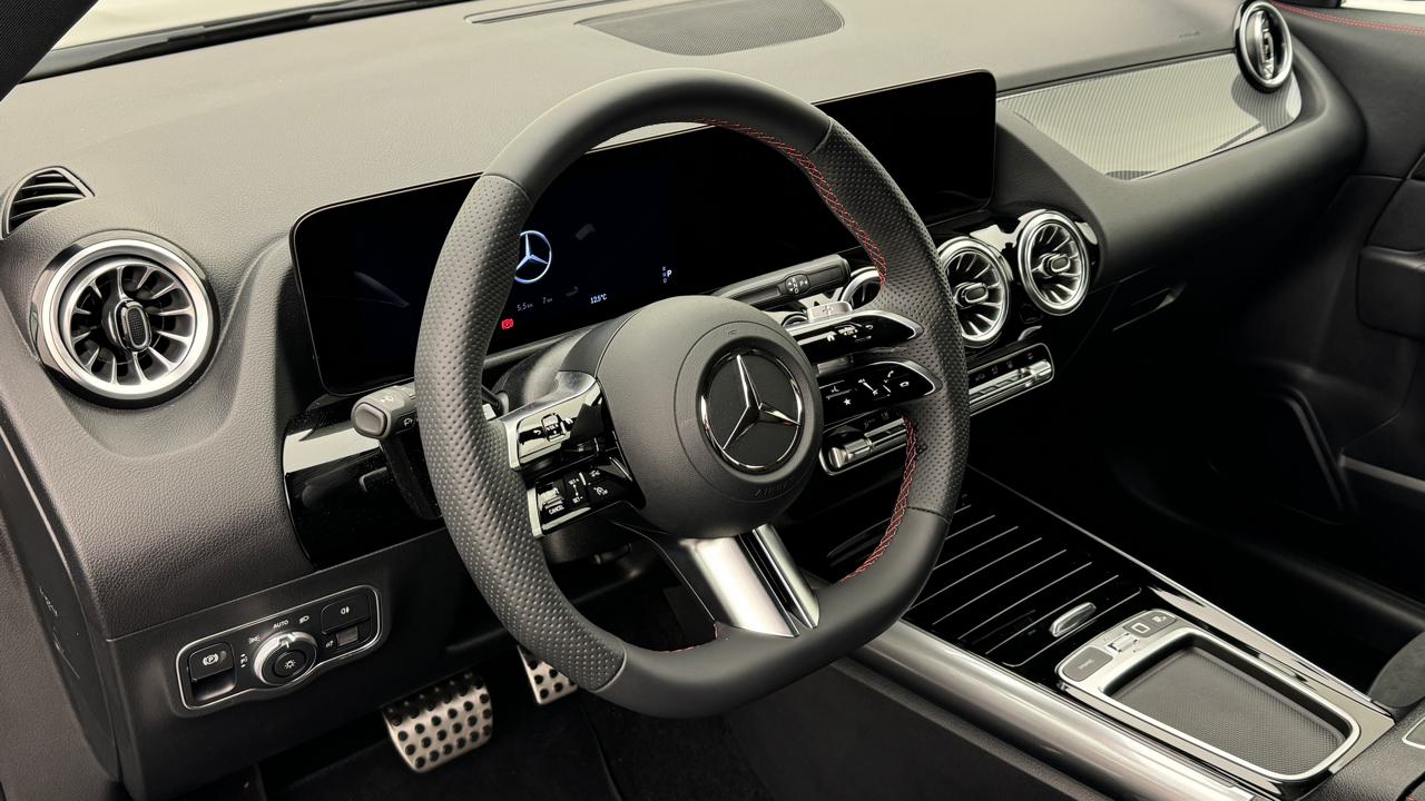 Mercedes<br>GLA 250 e AMG Line 8G-DCT