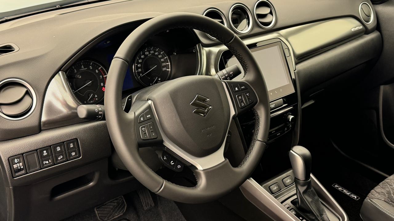 Suzuki<br>Vitara 1.4 Boosterjet Compact Top 4x4 Hybrid Automatic