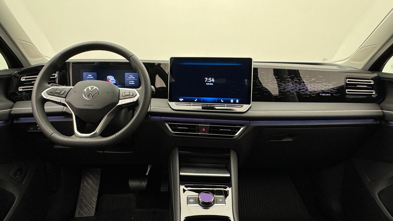 VW<br>Tiguan 2.0 TDI SCR Elegance 4Motion DSG