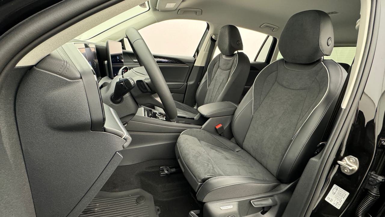 VW<br>Tiguan 2.0 TDI SCR Elegance 4Motion DSG