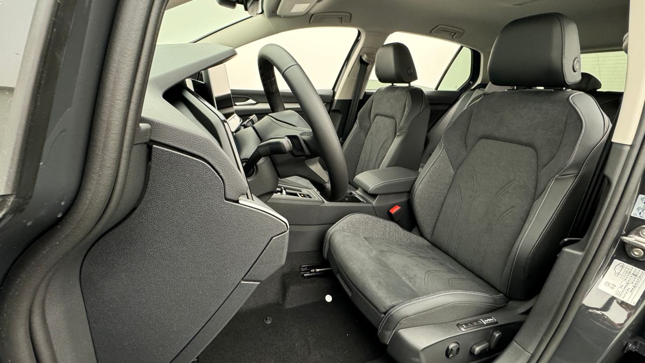 VW<br>Golf VIII 1.5 TSI PHEV Style