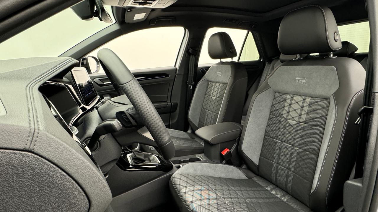 VW<br>T-Roc 1.5 TSI EVO R-Line DSG