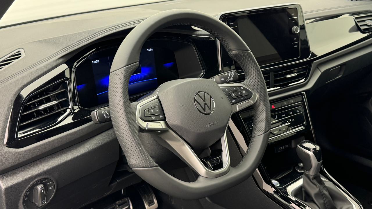 VW<br>T-Roc 1.5 TSI EVO R-Line DSG