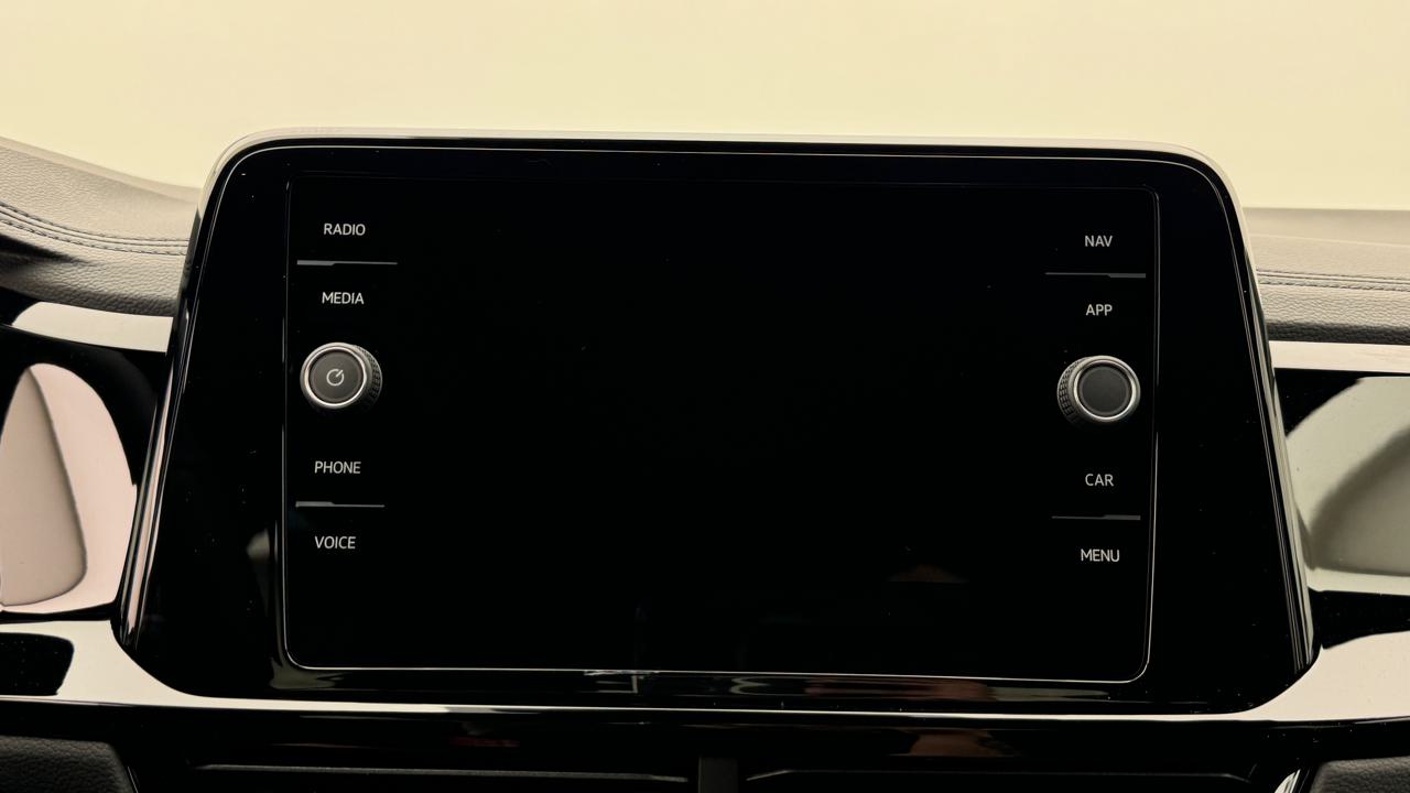 VW<br>T-Roc 1.5 TSI EVO R-Line DSG