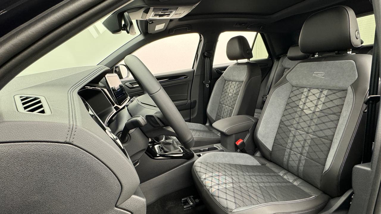 VW<br>T-Roc 1.5 TSI EVO R-Line DSG