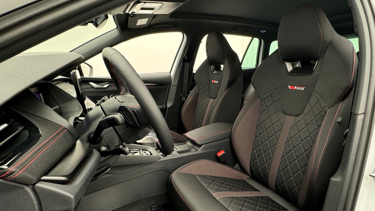 Skoda<br>Octavia Combi 2.0 TSI DSG RS