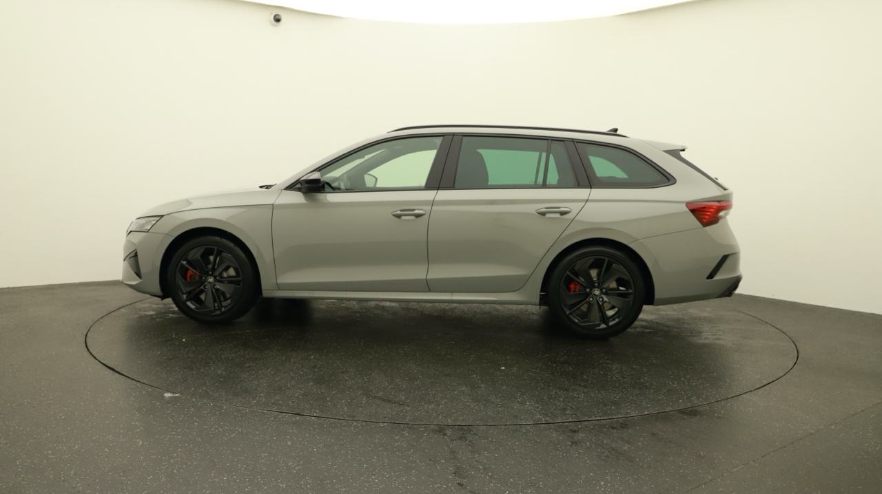 Skoda<br>Octavia Combi 2.0 TSI DSG RS