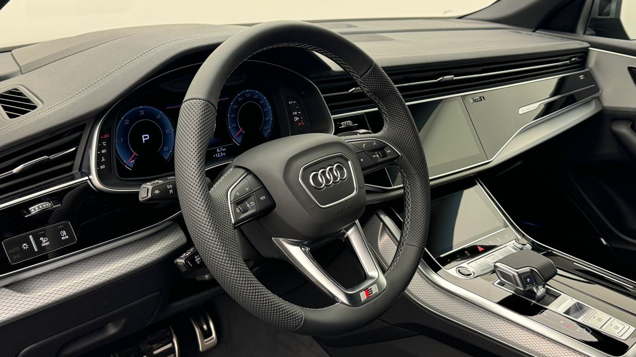 Audi<br>Q8 SUV TDI quattro 210 kW S line
