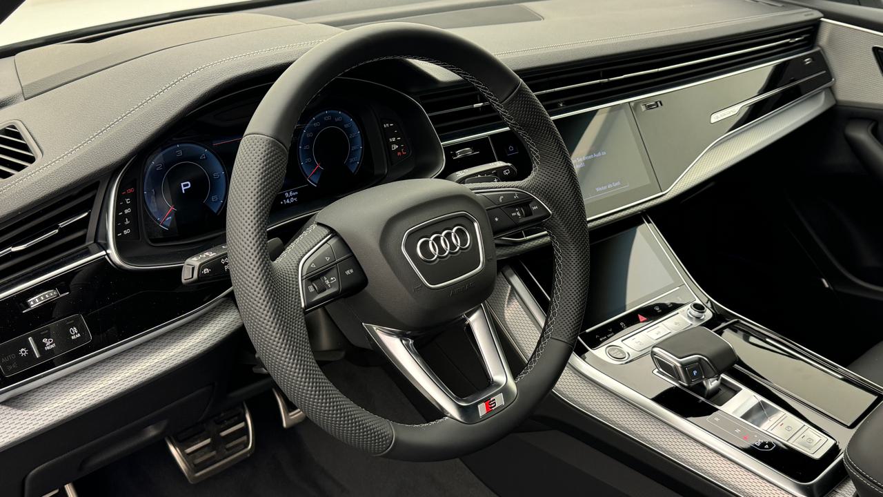 Audi<br>Q8 SUV TDI quattro 210 kW S line