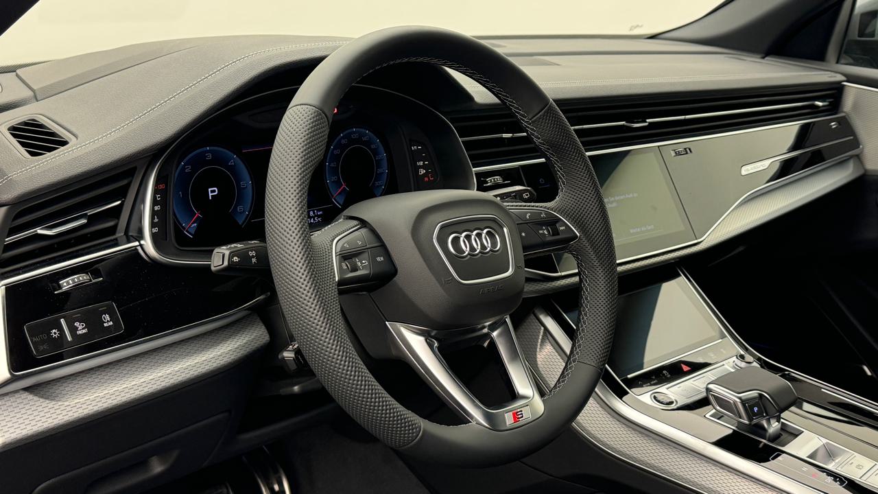 Audi<br>Q8 SUV TDI quattro 210 kW S line