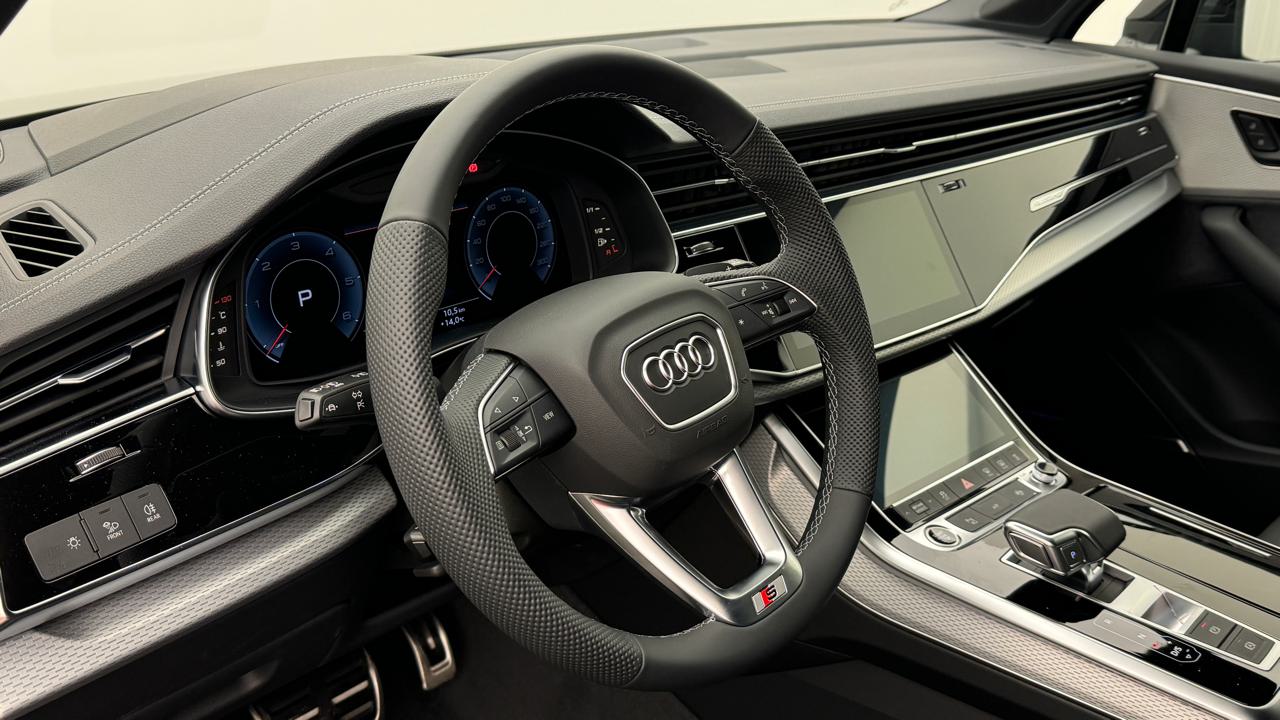 Audi<br>Q7 SUV TDI quattro 210 kW S Line tiptronic