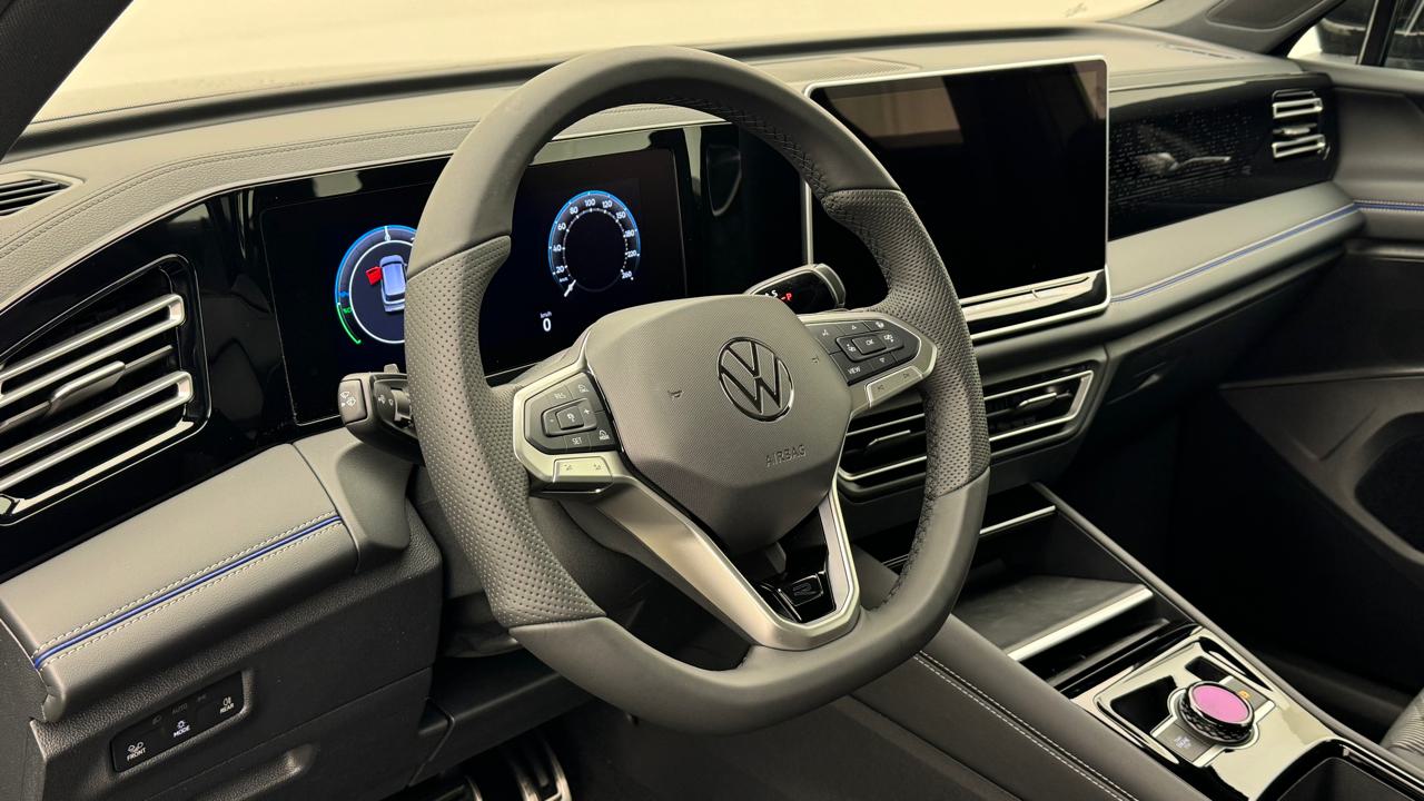 VW<br>Tiguan 1.5 TSI evo2 eHybrid R-Line DSG