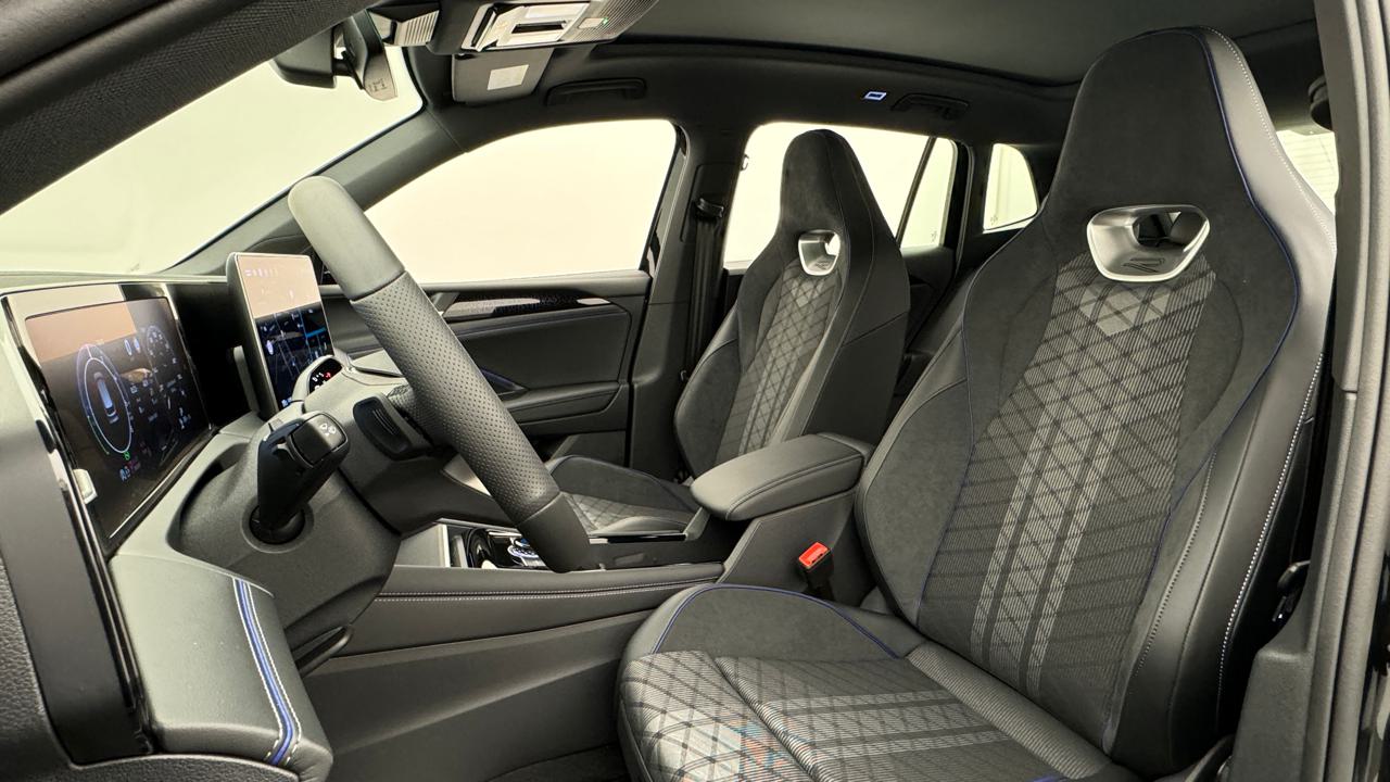 VW<br>Tiguan 1.5 TSI evo2 eHybrid R-Line DSG