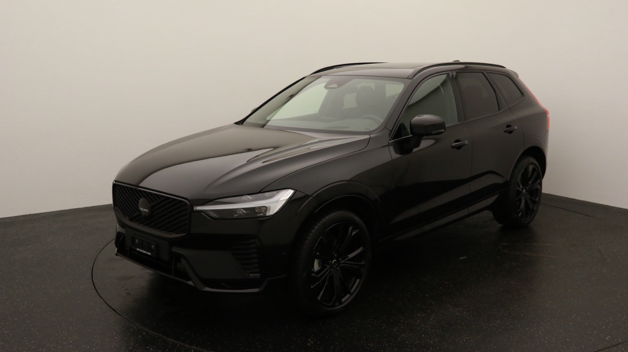 Volvo XC60 B5 Benzin Mild Hybrid AWD Black Edition