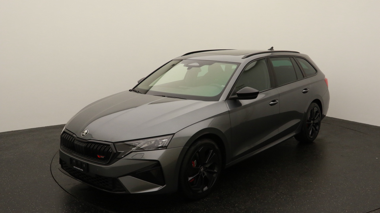 Skoda<br>Octavia Combi 2.0 TSI DSG RS