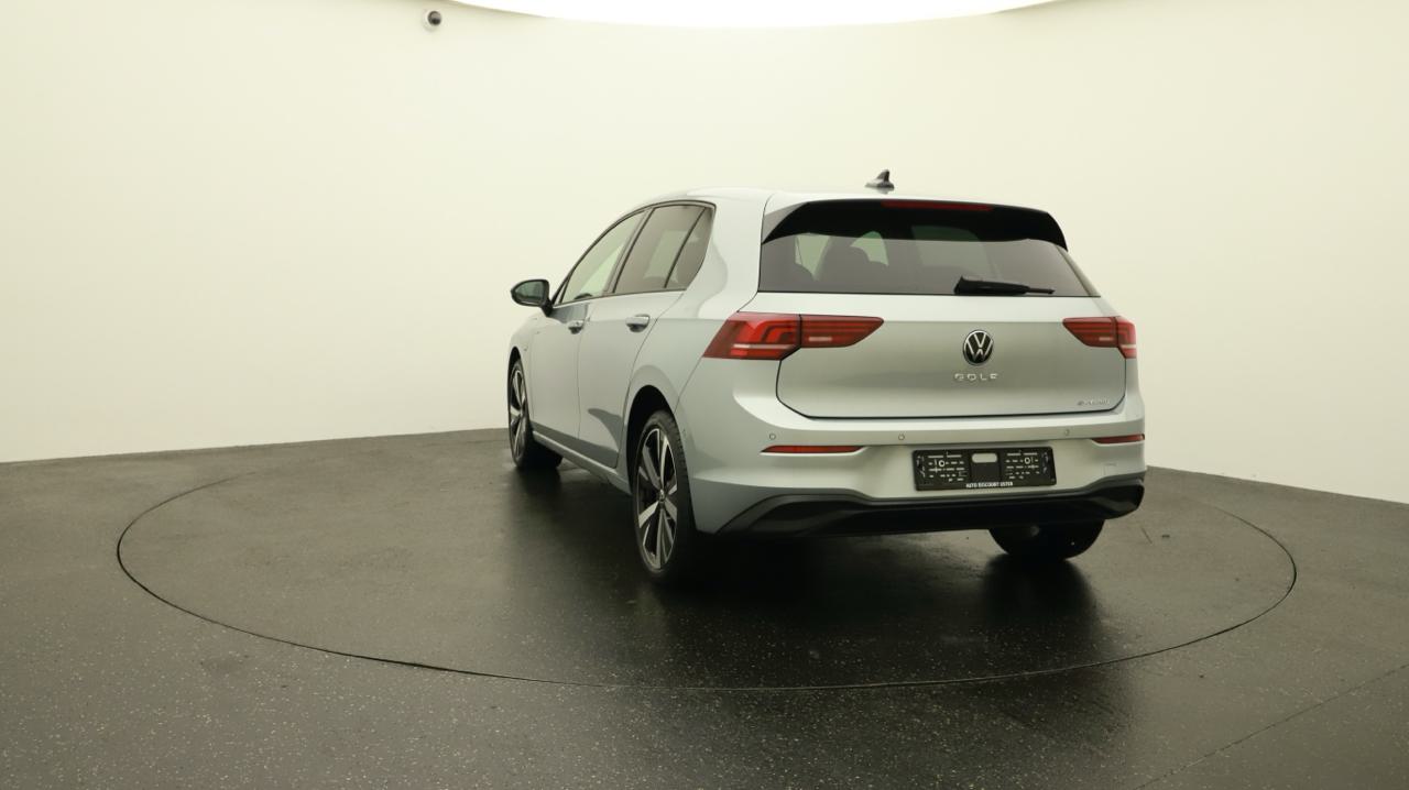 VW<br>Golf VIII 1.5 TSI PHEV Style