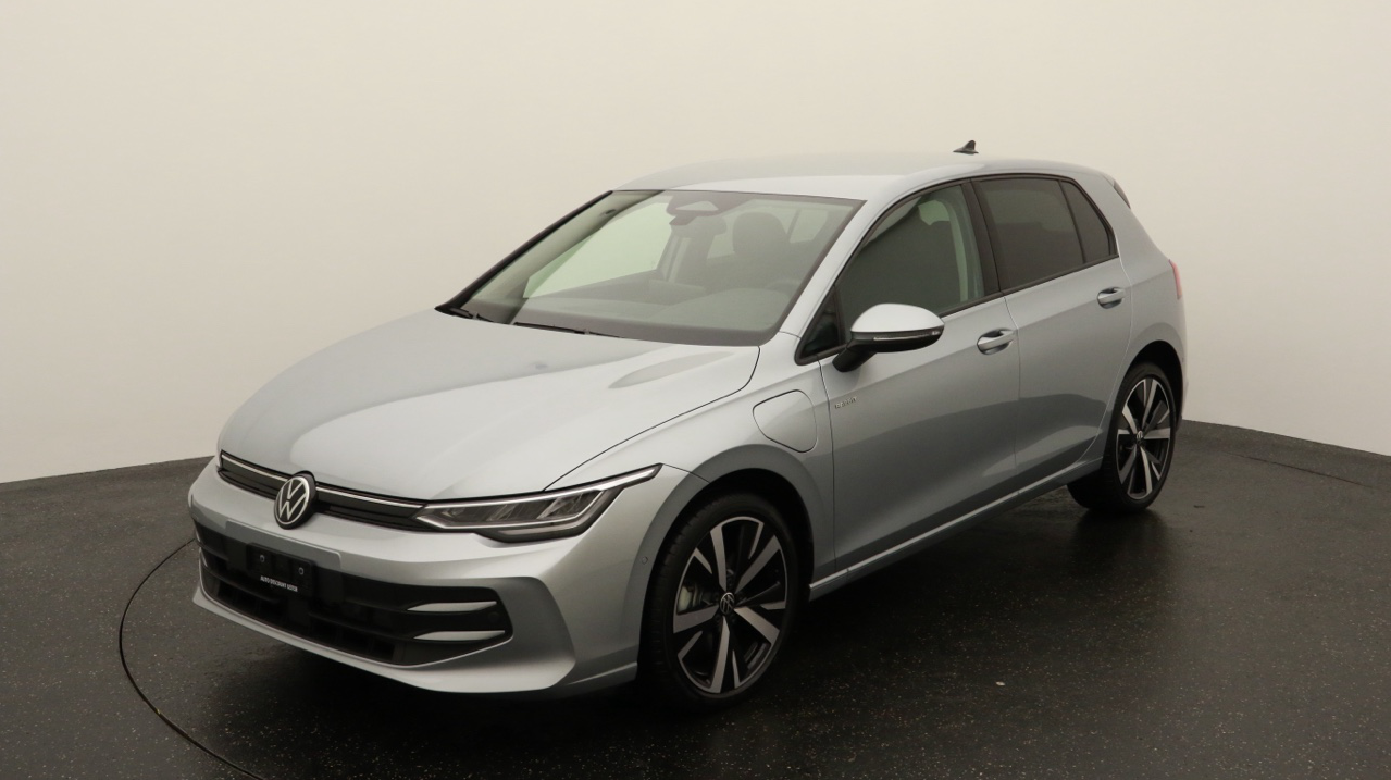 VW Golf VIII 1.5 TSI PHEV Style