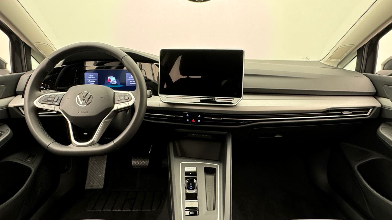 VW<br>Golf VIII 1.5 TSI PHEV Style