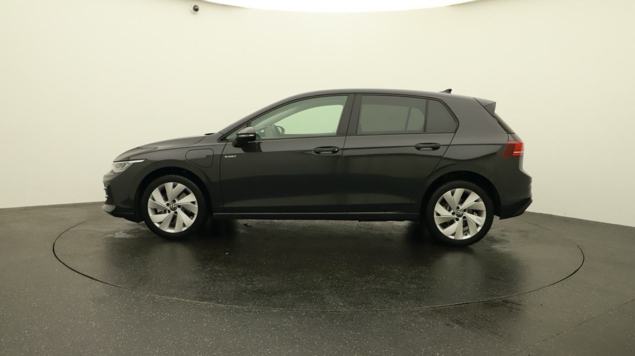 VW<br>Golf VIII 1.5 TSI PHEV Limited