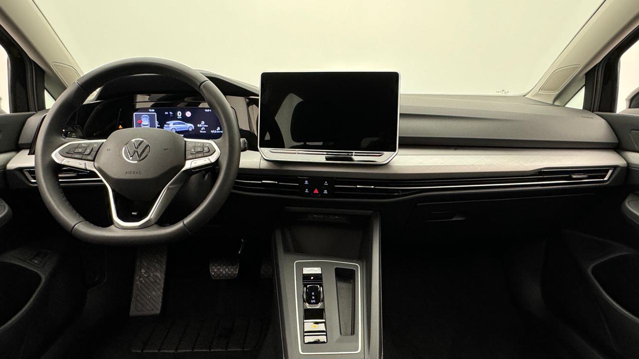 VW<br>Golf VIII 1.5 TSI PHEV Style