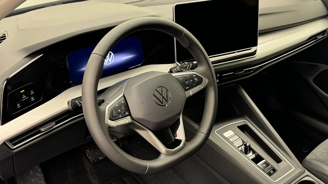 VW<br>Golf VIII 1.5 TSI PHEV Style