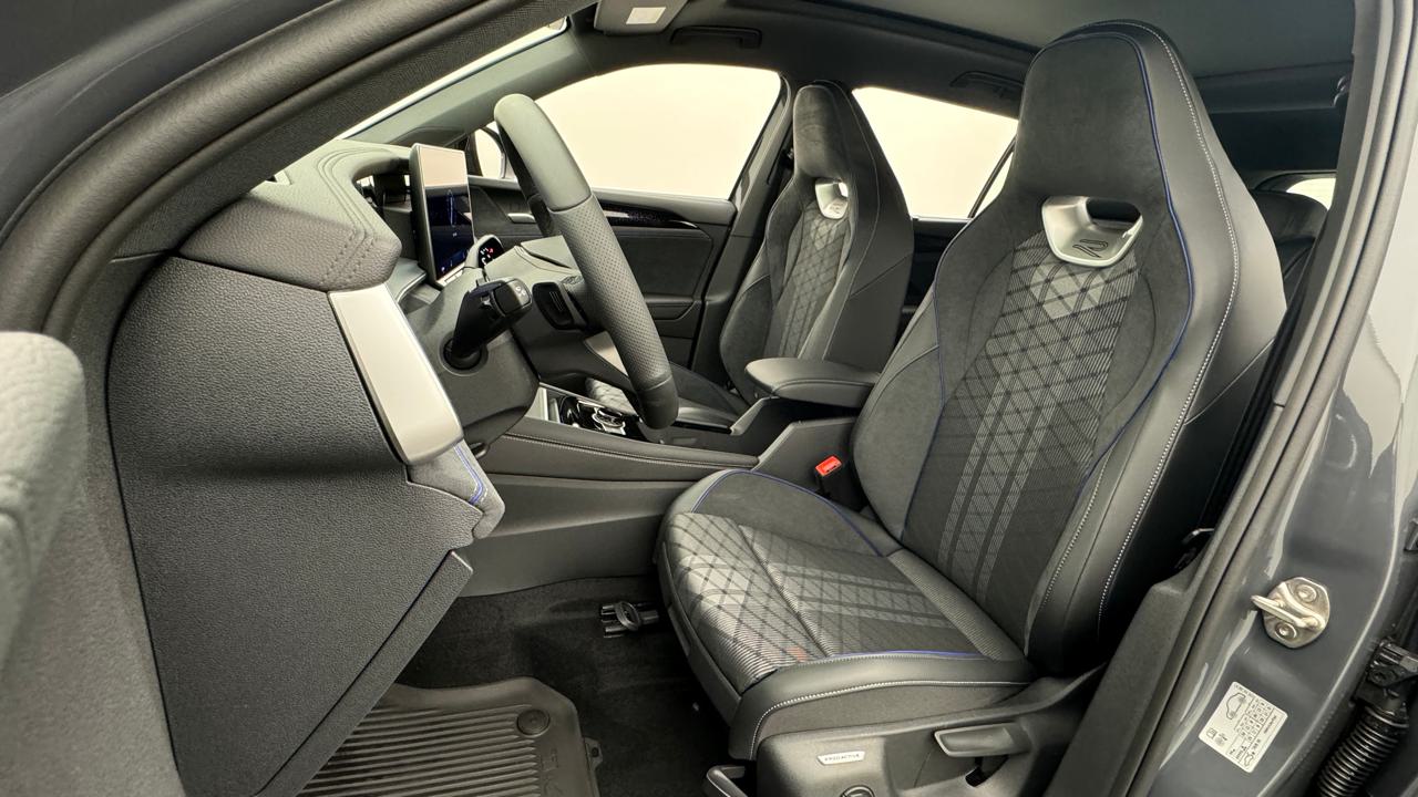 VW<br>Tayron 2.0 TDI SCR R-Line 4Motion DSG