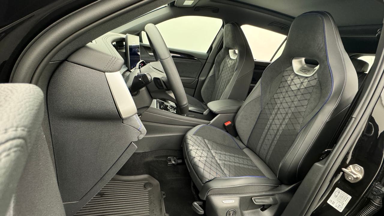 VW<br>Tayron 2.0 TDI SCR R-Line 4Motion DSG