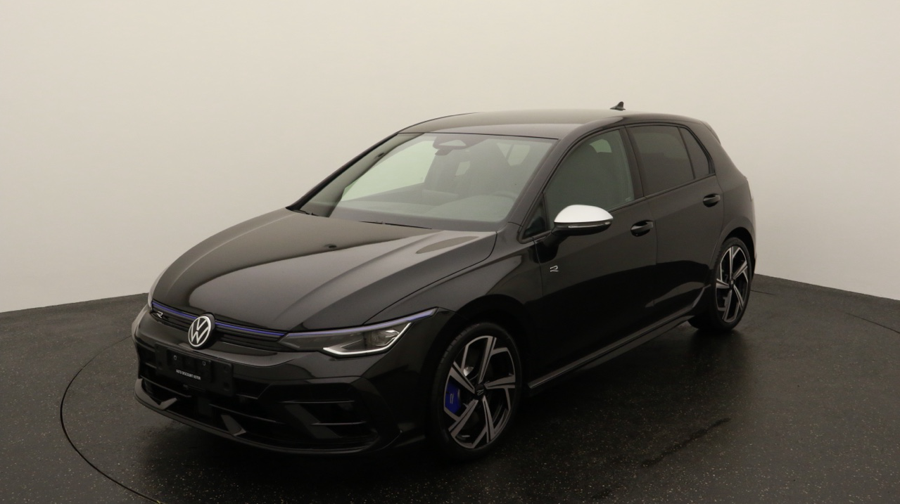 VW Golf VIII 2.0 TSI R DSG 4 Motion