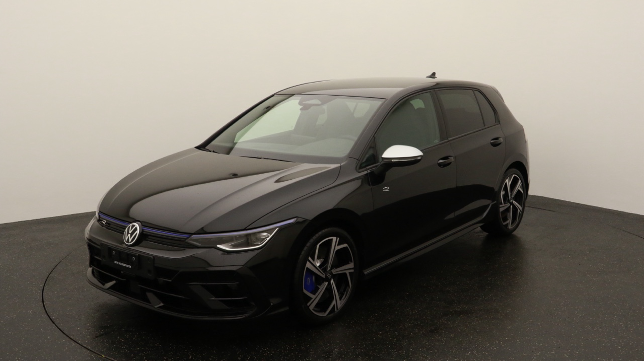 VW Golf VIII 2.0 TSI R DSG 4 Motion