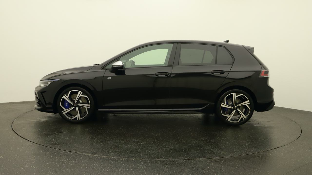 VW<br>Golf VIII 2.0 TSI R DSG 4 Motion