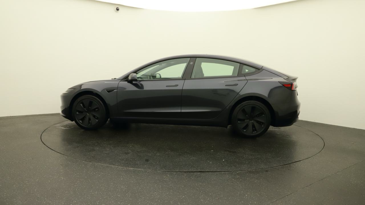 Tesla<br>Model 3 Long Range Dual Motor AWD