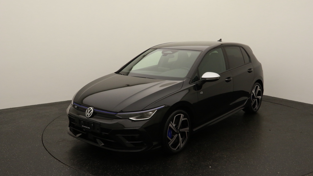 VW<br>Golf VIII 2.0 TSI R DSG 4 Motion