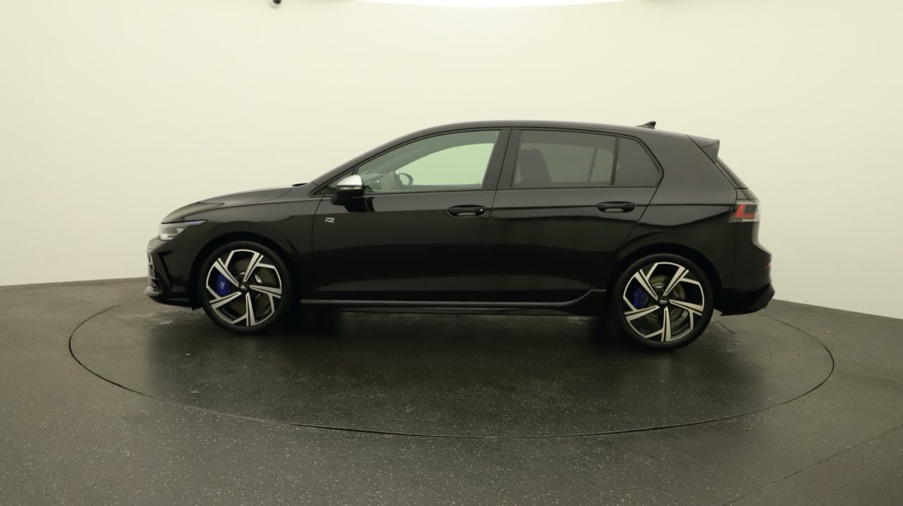 VW<br>Golf VIII 2.0 TSI R DSG 4 Motion