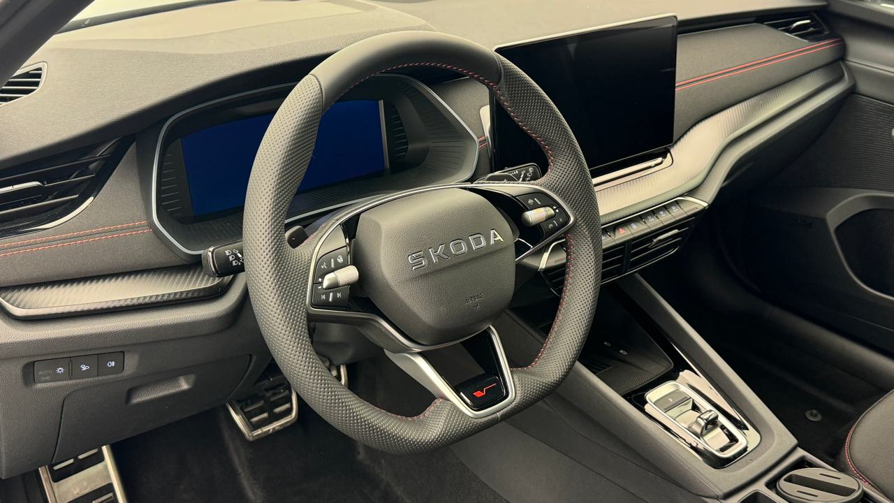 Skoda<br>Octavia Combi 2.0 TSI DSG RS