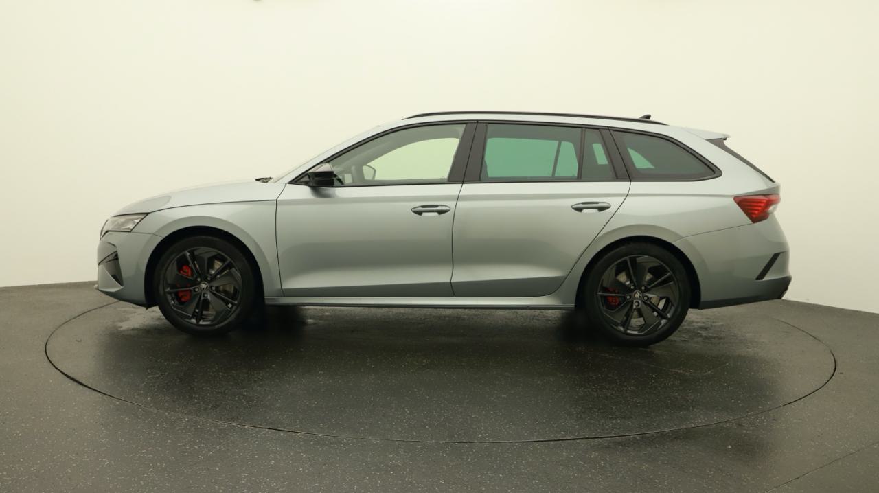 Skoda<br>Octavia Combi 2.0 TSI DSG RS