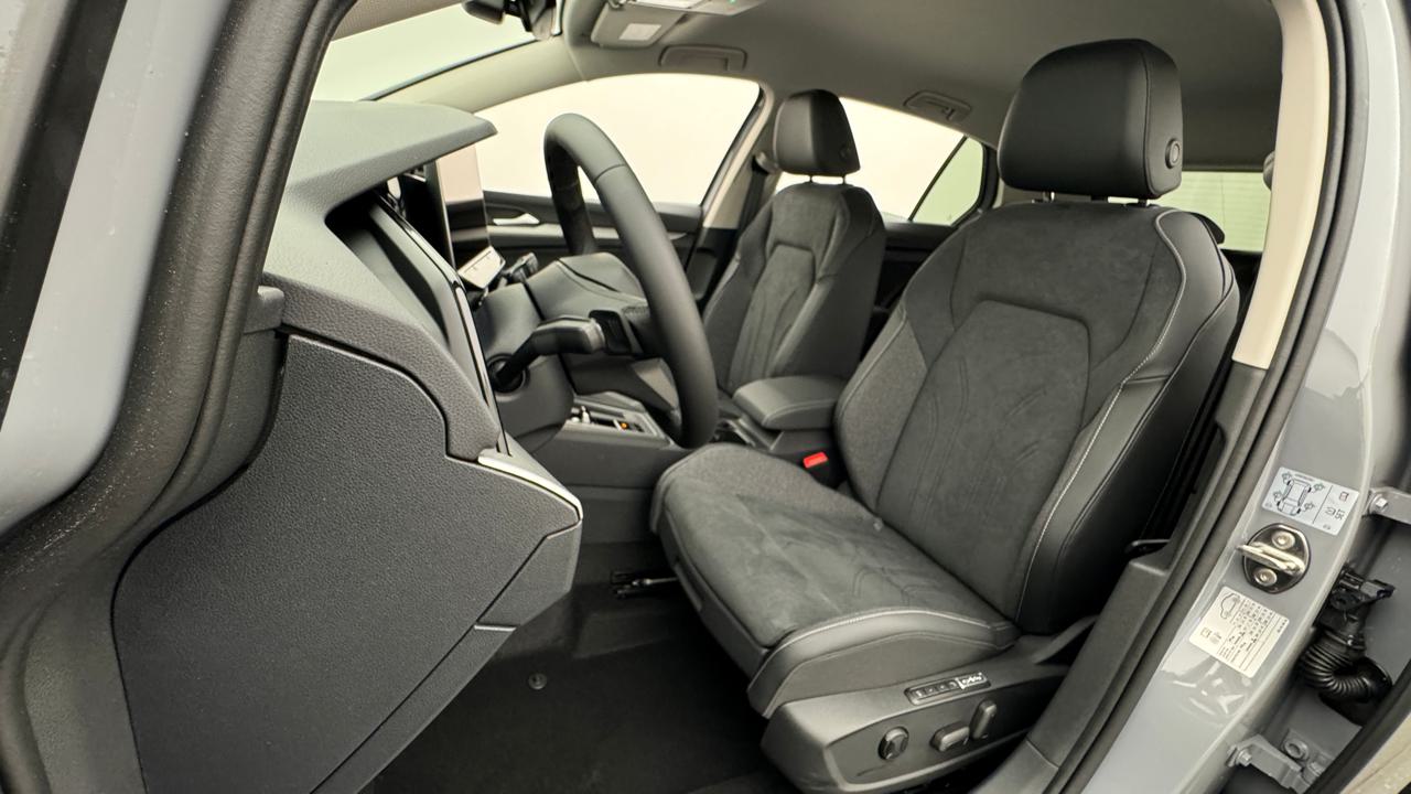 VW<br>Golf VIII 1.5 TSI PHEV Style