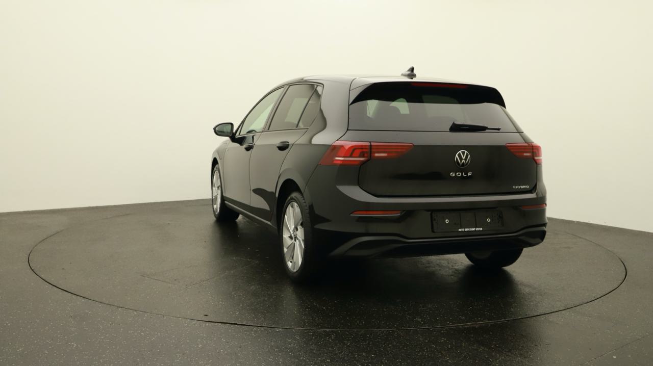 VW<br>Golf VIII 1.5 TSI PHEV Style