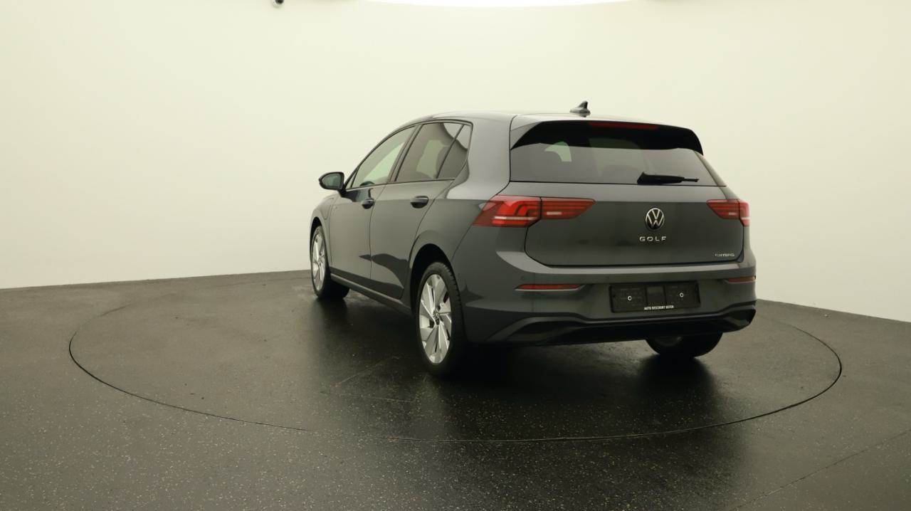 VW<br>Golf VIII 1.5 TSI PHEV Style