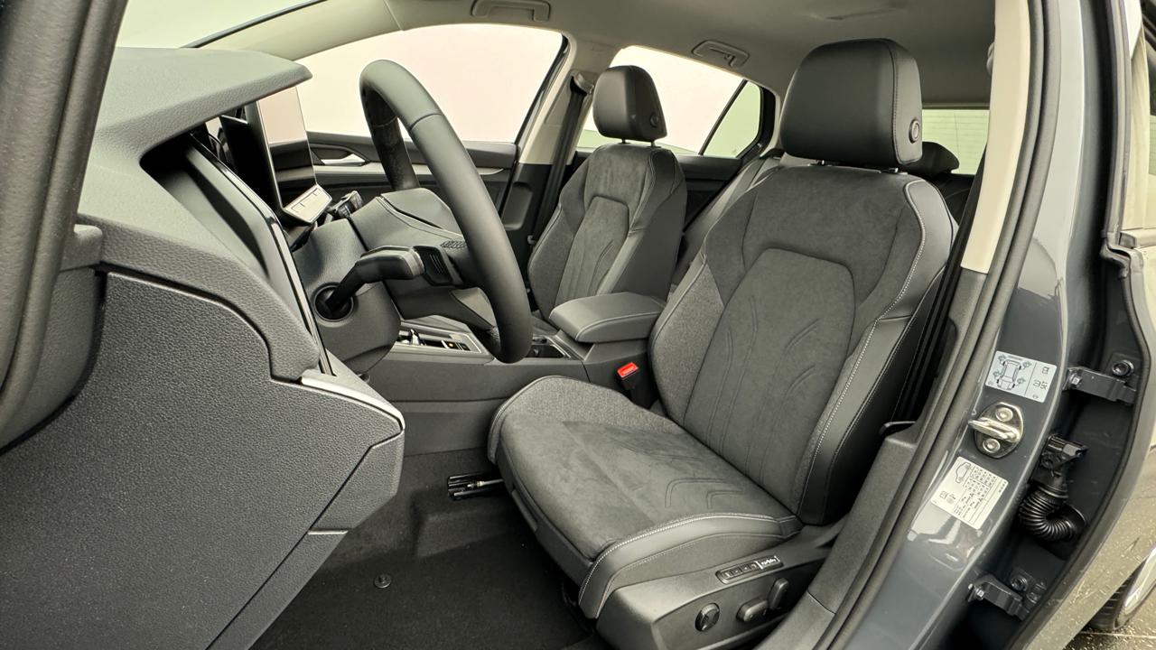 VW<br>Golf VIII 1.5 TSI PHEV Style