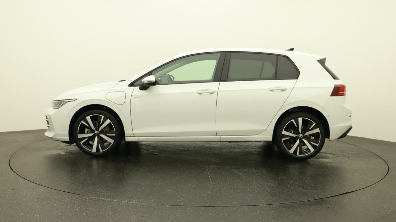 VW<br>Golf VIII 1.5 TSI PHEV Style