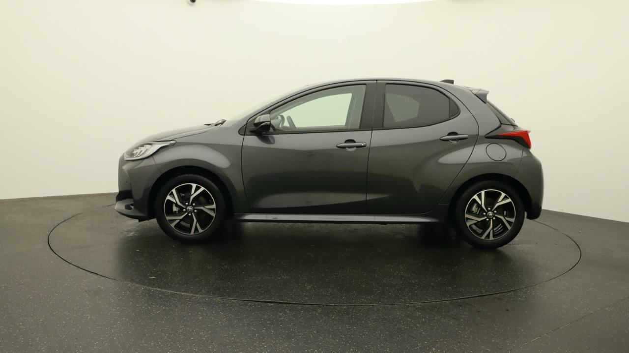Toyota<br>Yaris 1.5 Sport e-CVT