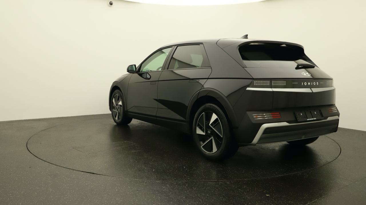 Hyundai<br>Ioniq 5 Limited 84kWh