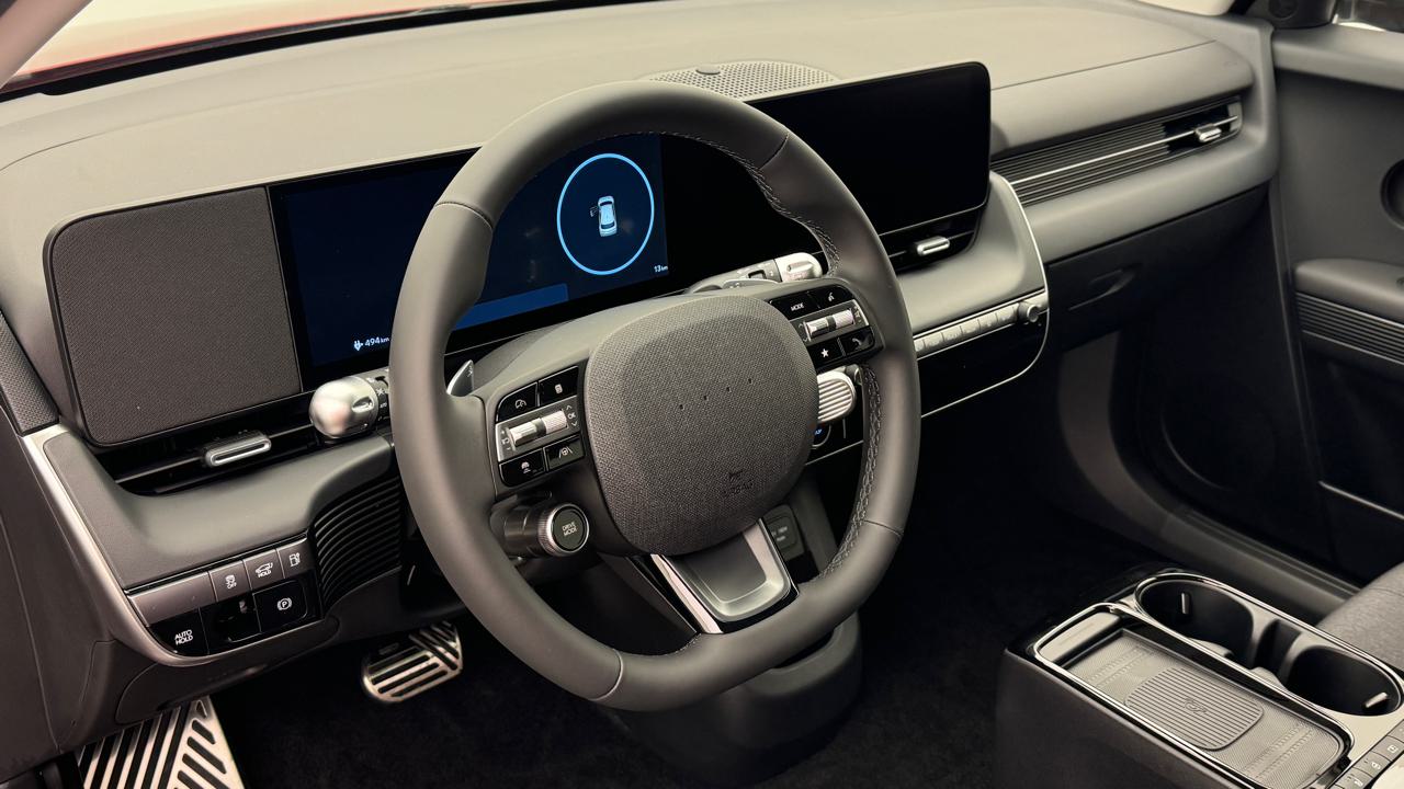 Hyundai<br>Ioniq 5 Limited 84kWh
