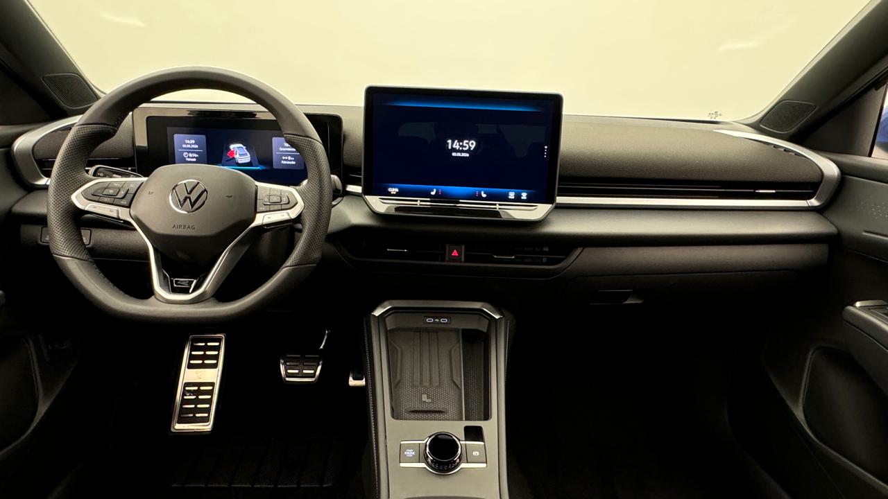 VW<br>T-Roc 1.5 eTSI mHEV R-Line DSG
