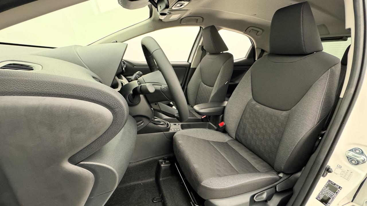 Toyota<br>Yaris 1.5 Sport e-CVT