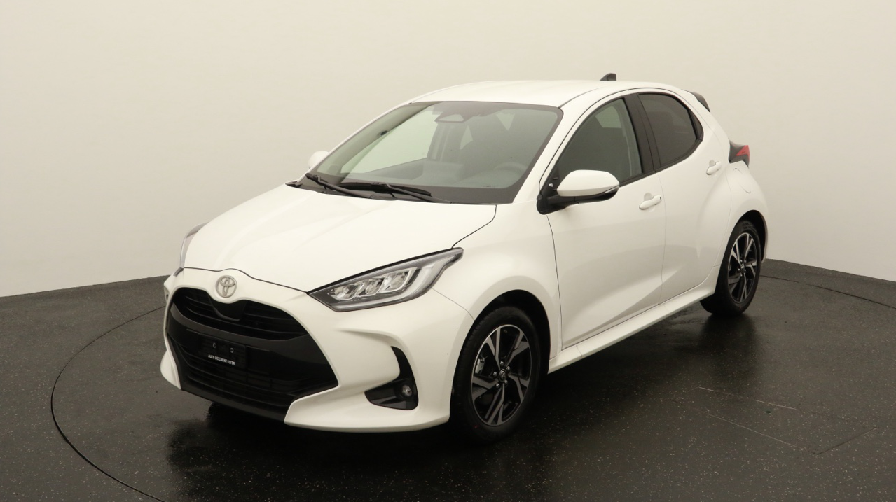Toyota<br>Yaris 1.5 Sport e-CVT